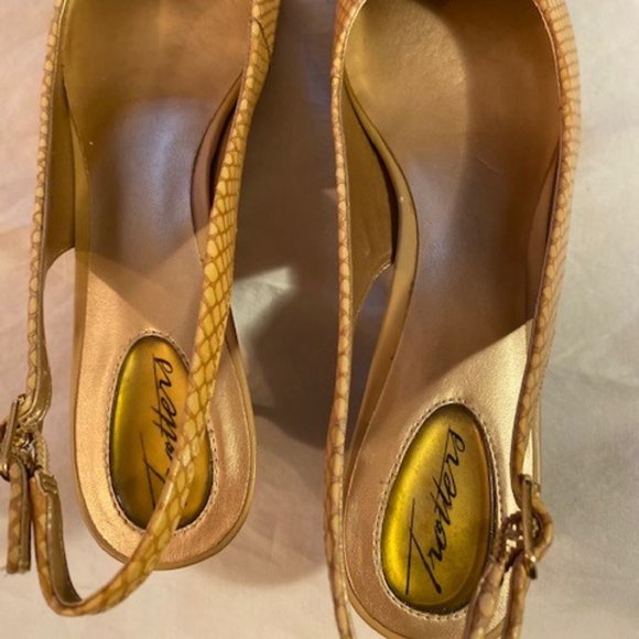 Trotters Fashionable Sling backs - Size 8 Narrow - Picture 12 of 13